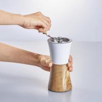 Moulin à café en bois d'olivier et céramique 30 gr - Hario®
