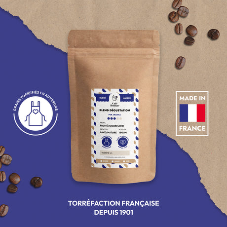 Café Blend Dégustation en grains aux notes de fruits rouges et fruits jaunes.