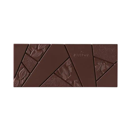 Tablette ouverte de chocolat noir 66% Caraibe de Valrhona