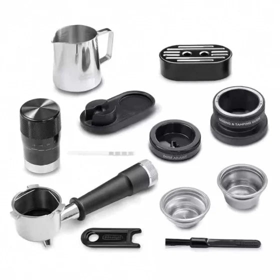 Accessoires inclus : Tout le nécessaire  pour la Specialista Touch EC9455.M