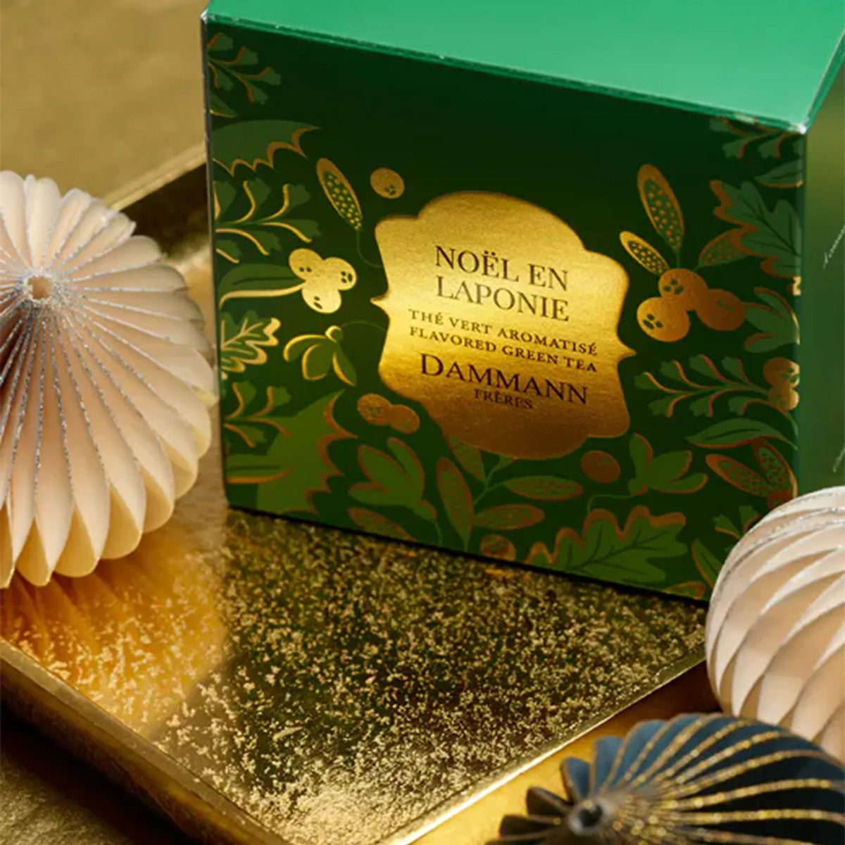 Boîte de 25 sachets de thé Noël en Laponie, création Dammann Frères 2025.